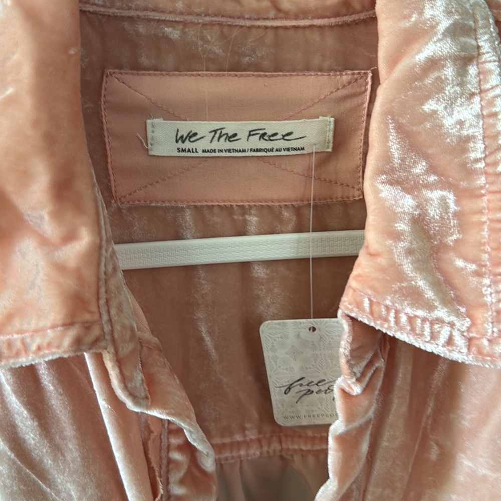 NWT We The Free Sun Blush Velvet Top - Picture 4 of 6